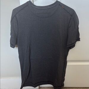 lululemon men’s basic tee size large